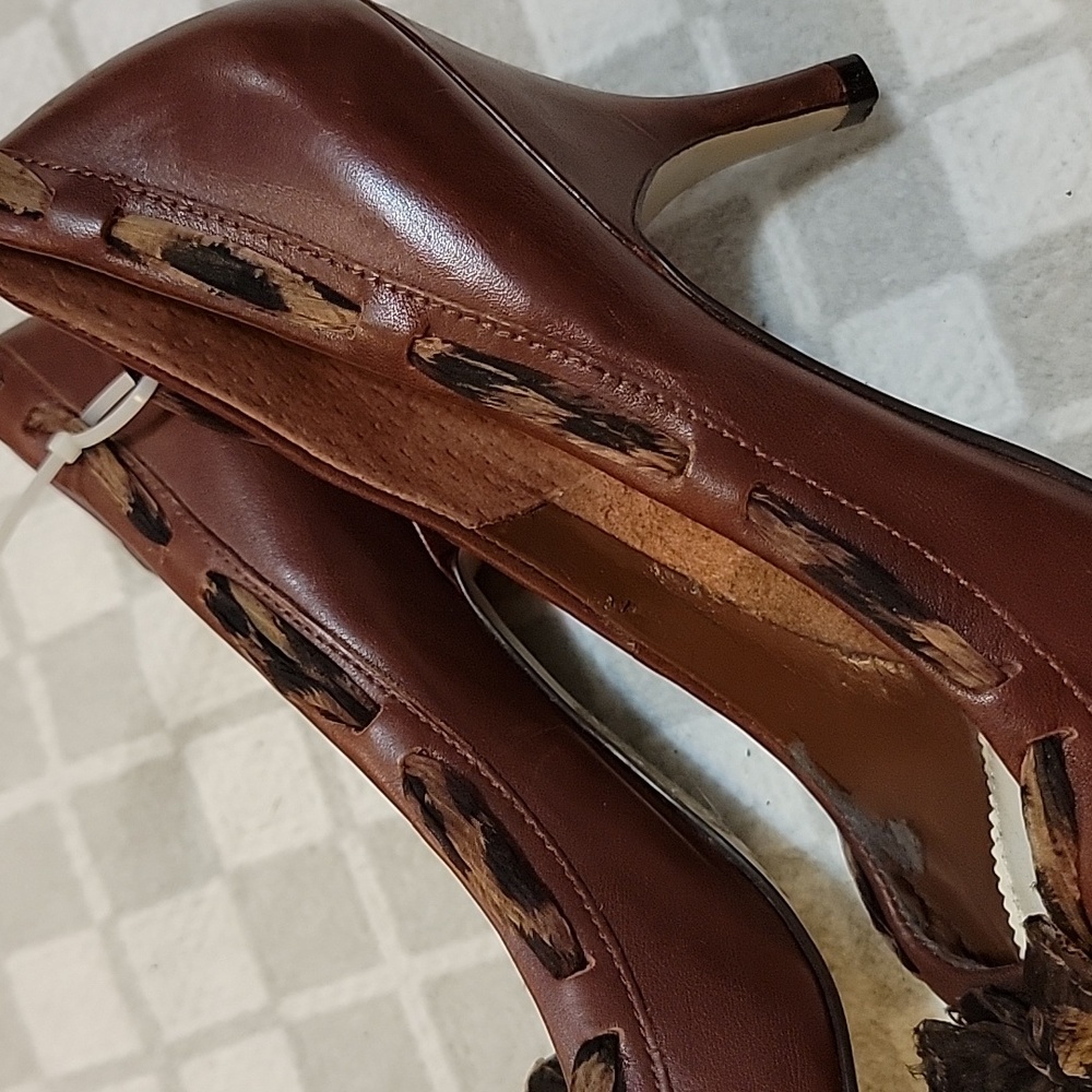 Shoes - Picture 5 of 5